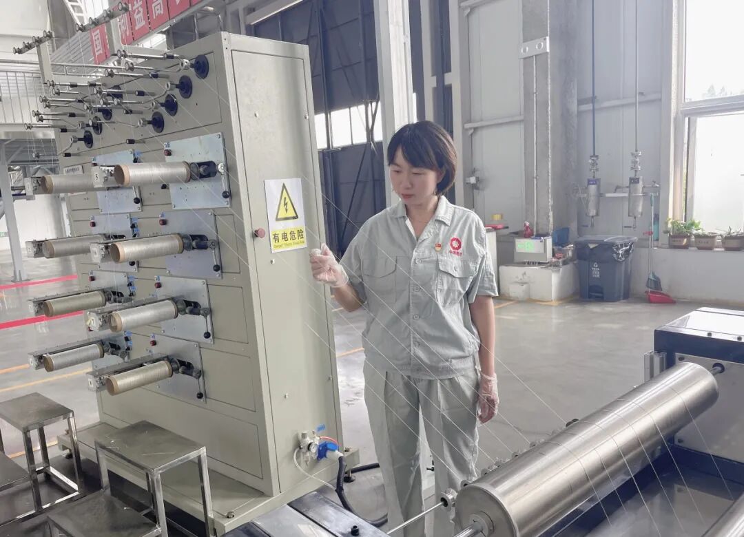 科研一线丨李茹：实验室里的“纤维魔法师”